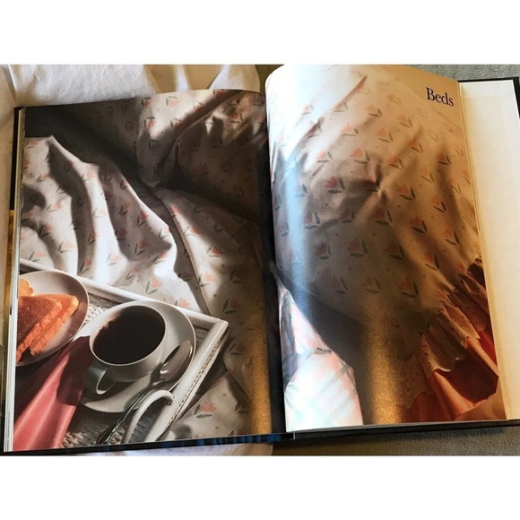 Singer Book Sewing for The Home for Beginner or Advanced Sewer - Picture 12 of 14